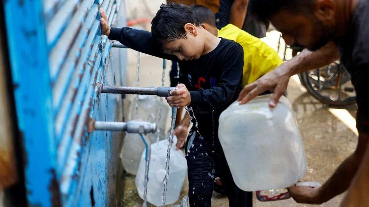 Penurunan Pasokan Air di Gaza dan Dampaknya bagi Warga Palestina