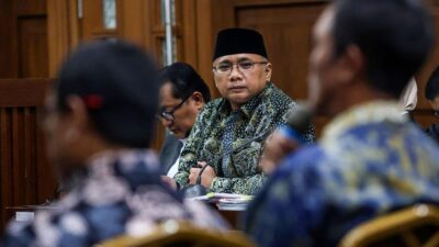 Klarifikasi Yaqut Cholil Tentang Reaksi Emosionalnya di Rapat Pansus Haji