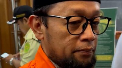 Anggota DPR Minta Uang dan Fasilitas VIP Layanan Haji Anggota DPR Minta Uang dan Fasilitas VIP Layanan Haji