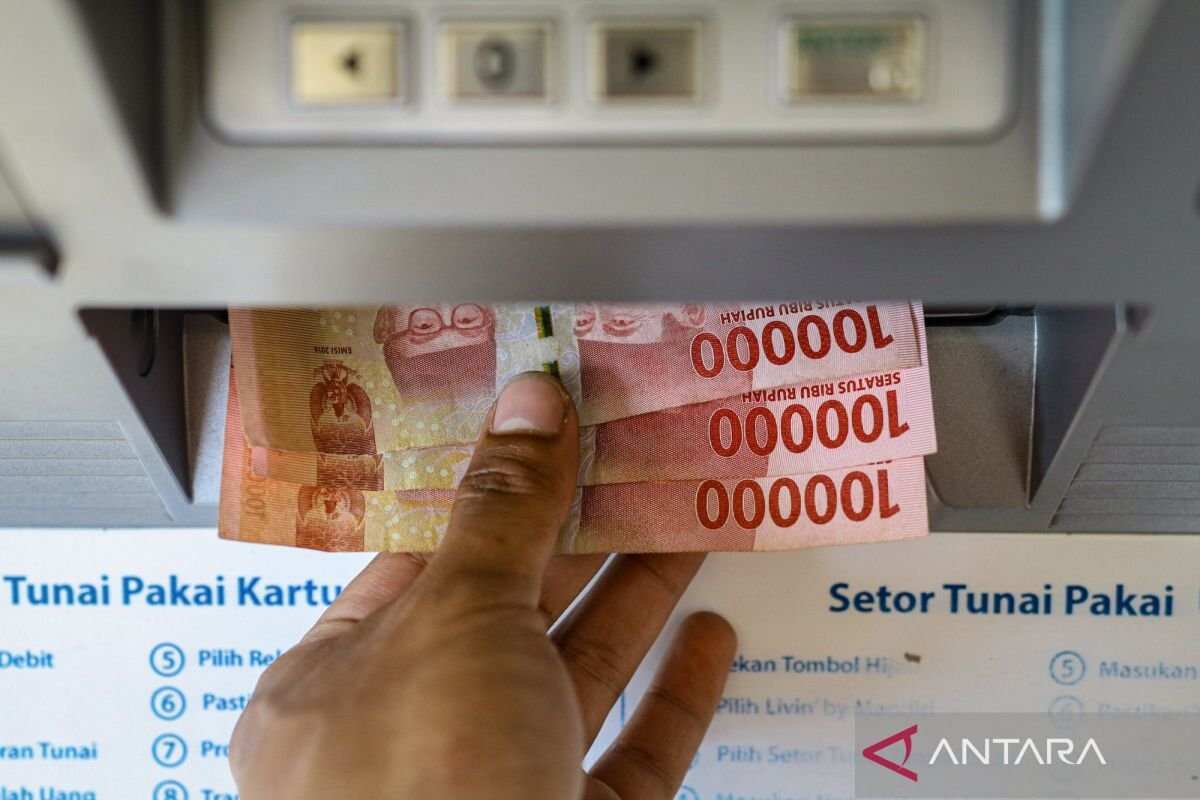 Rupiah Menguat Pada Pembukaan Perdagangan Jumat