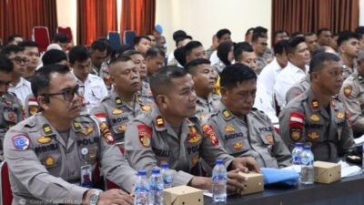 Pendidikan Literasi Keuangan untuk Anggota Polres Sambas