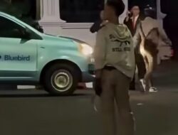 Pria Membawa Celurit Tantang Warga di Sudirman