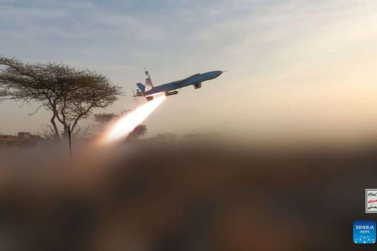 Serangan Udara Pemerintah Yaman terhadap Houthi di Hodeidah dan Taiz