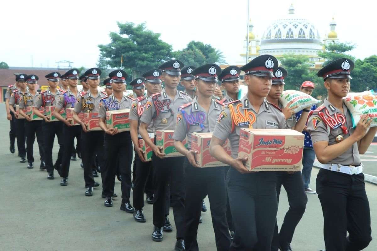 SPN Polda Metro Jaya Salurkan Bantuan Kepada Warga di Bogor