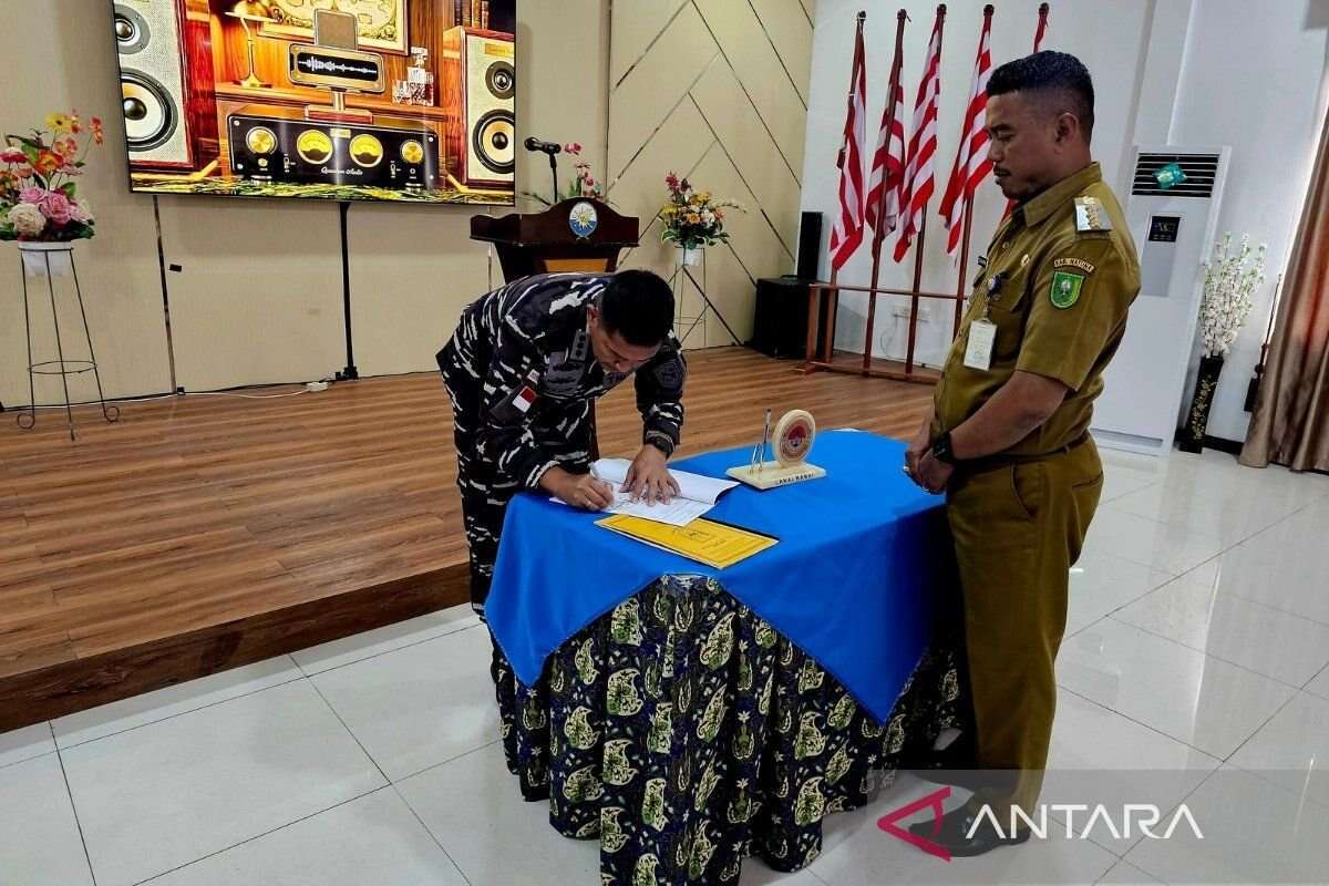 Penghibahan Tanah oleh Warga Natuna untuk TNI AL di Pulau Midai