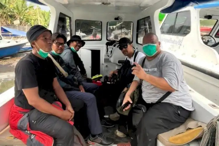 Lima Jurnalis Hilang Kontak di Selat Sunda