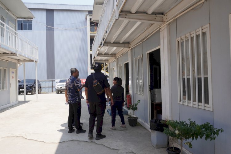 Dua WNA Dideportasi Setelah Operasi Imigrasi di Kendal