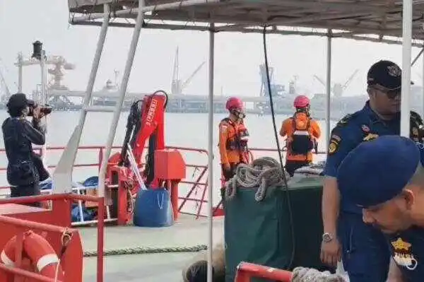 Pencarian Wartawan yang Hilang Kontak di Lokasi Erupsi Anak Krakatau