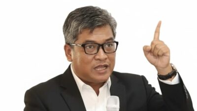 Kehilangan Mendalam: Dosen dan Pengamat Politik Airlangga Pribadi Kusman Meninggal Dunia