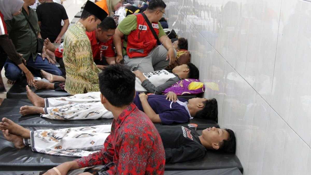 Tanggapan Natalius Pigai Terhadap Kasus Keracunan Program Makan Bergizi Gratis