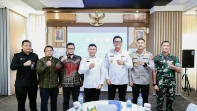 Kunjungan Lemhannas RI ke PLTS PT Tirta Investama dan Komitmen Pengembangan EBT di Klaten