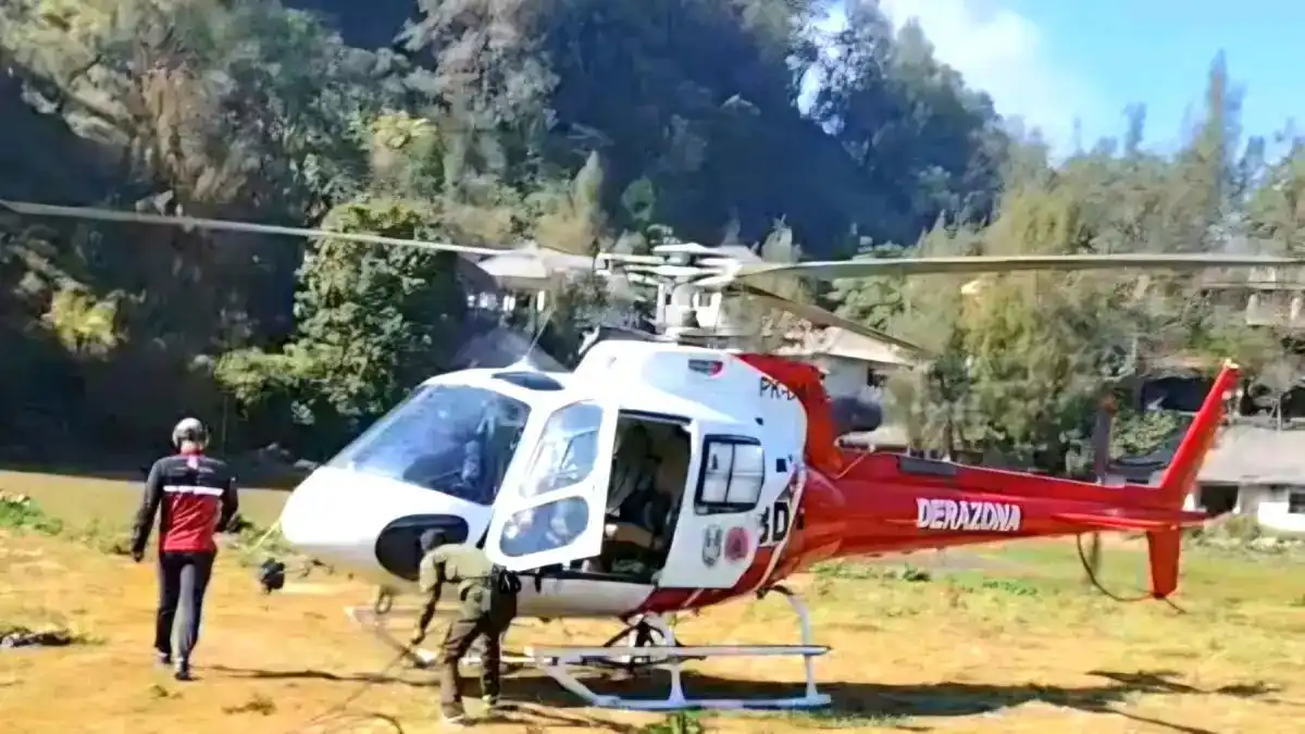 Operasi Water Bombing BPBD Jatim Atasi Karhutla di Gunung Bromo