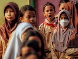 Pendidikan Jarak Jauh Diberlakukan di Jakarta Akibat Dampak Abu Vulkanik