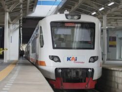 Perubahan Rangkaian KRL Melayani Penumpang Jakarta-Tanjung Priok