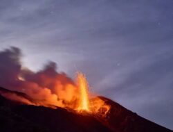 Dampak Erupsi Gunung Anak Krakatau Terhadap Warga Depok dan Bogor