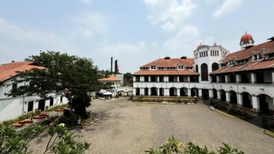 Lawang Sewu: Destinasi Wisata Warisan yang Populer di Semarang