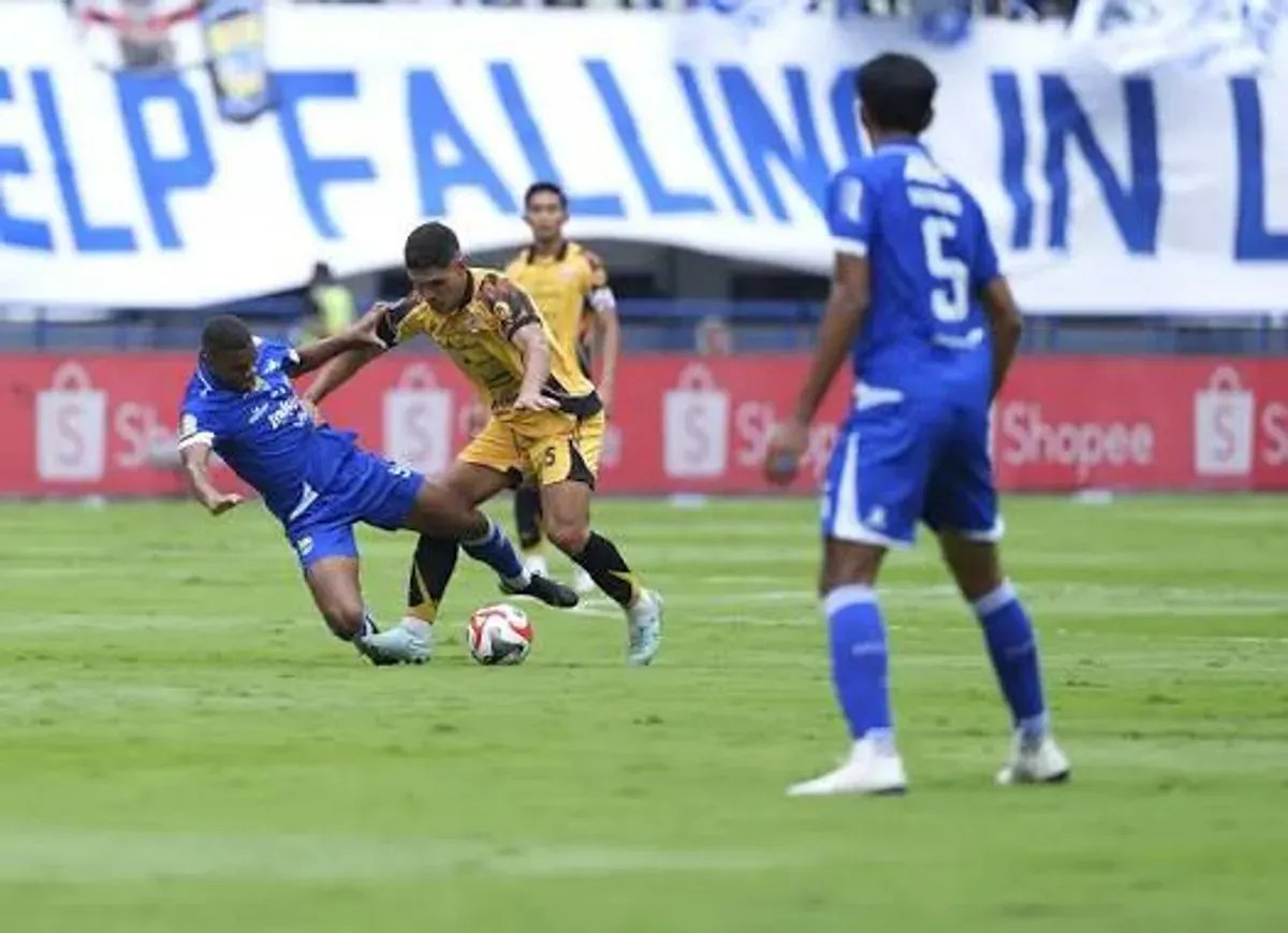 Pertarungan Sengit Persija Jakarta vs Persib Bandung: Semangat Rivalitas di Gelora Bung Karno