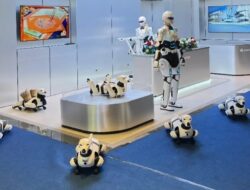 Peluncuran Toko Pengalaman Robot di Jakarta