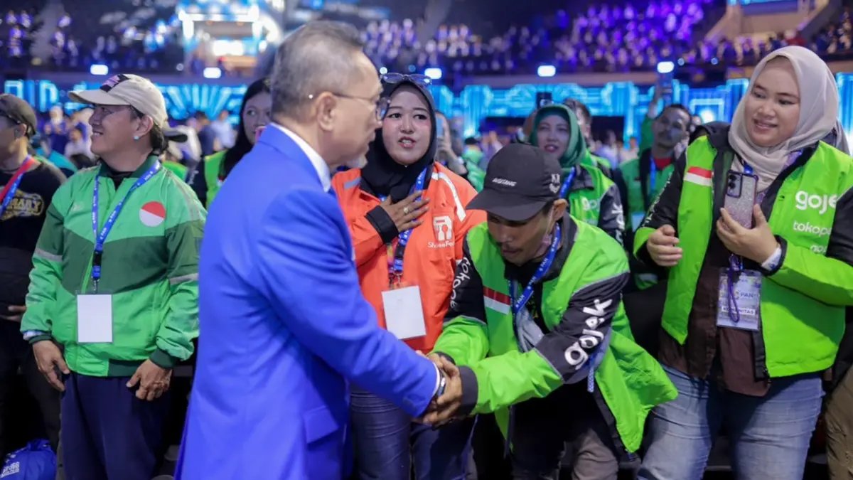 Peringatan HUT ke-28 PAN: Penghargaan untuk Pekerja Keras Masyarakat