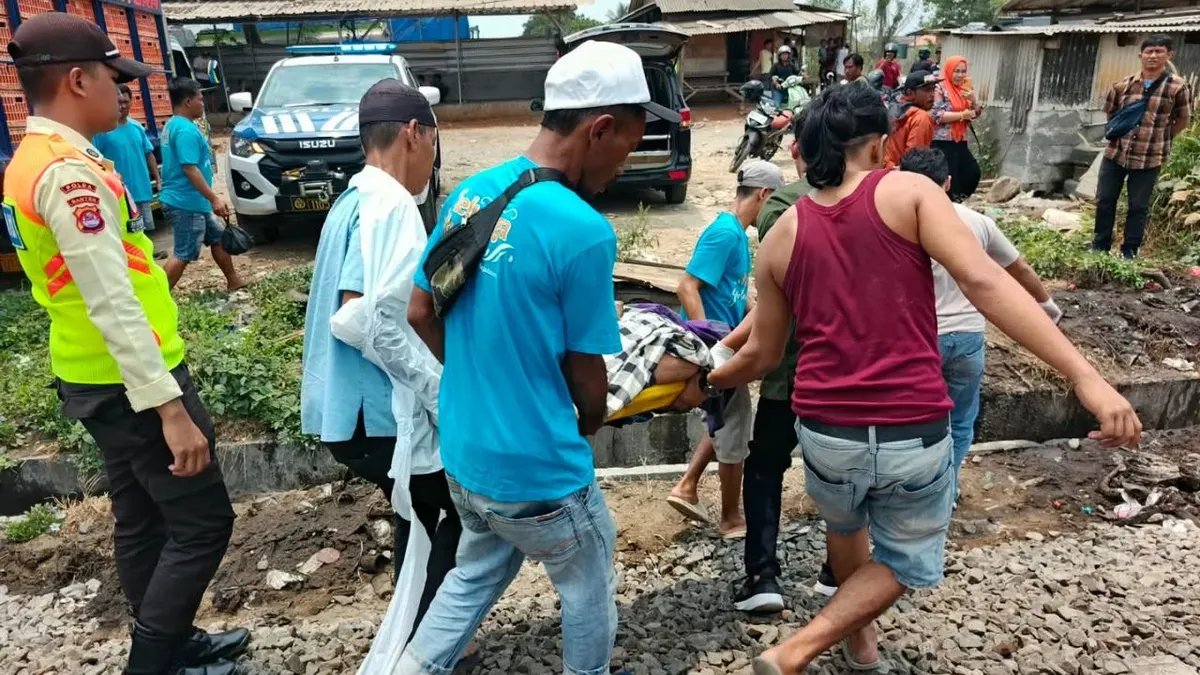 Tragedi di Perlintasan Rel Kereta di Serang Kecelakaan Tragis di Perlintasan Kereta di Serang