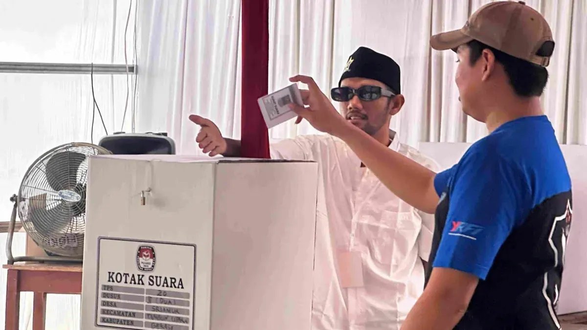 Partisipasi Pemilih di Pilkades Serentak Kabupaten Bekasi 2026 Angin Puting Beliung Tak Halangi Antusiasme Pemilih di Pilkades Bekasi 2026