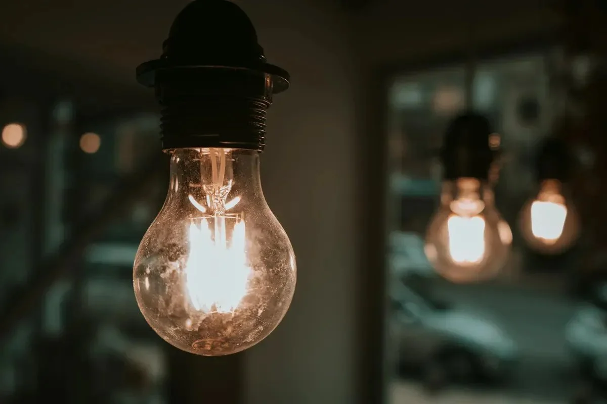 Pemadaman Lampu Serentak di Jakarta: Kenapa dan Dimana?