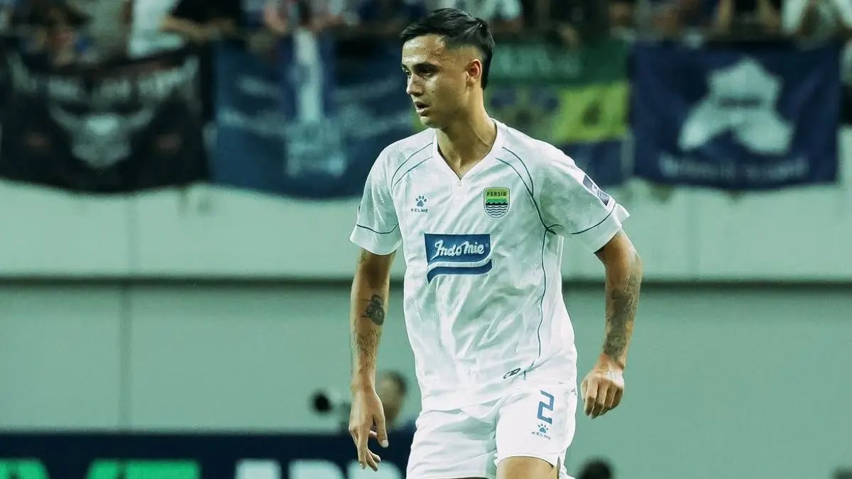 Persib Bandung Bangkit Kembali dengan Kemenangan di Jepara Persib Bandung Bangkit Kembali dengan Kemenangan di Jepara