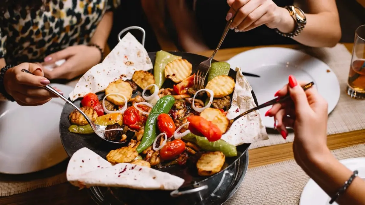 Pilihan Restoran All You Can Eat di Surabaya untuk Kumpul Santai Pilihan Restoran All You Can Eat di Surabaya untuk Kumpul Santai
