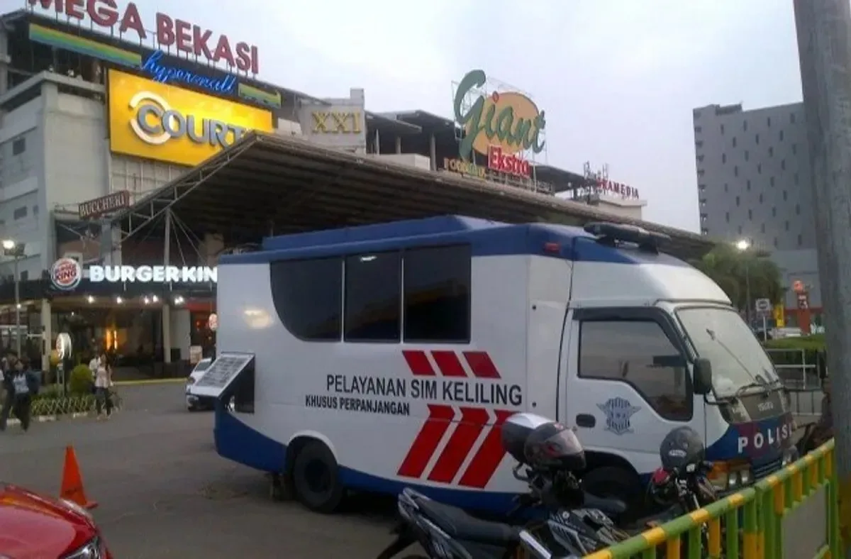 Hari Penuh Layanan SIM Keliling di Jakarta