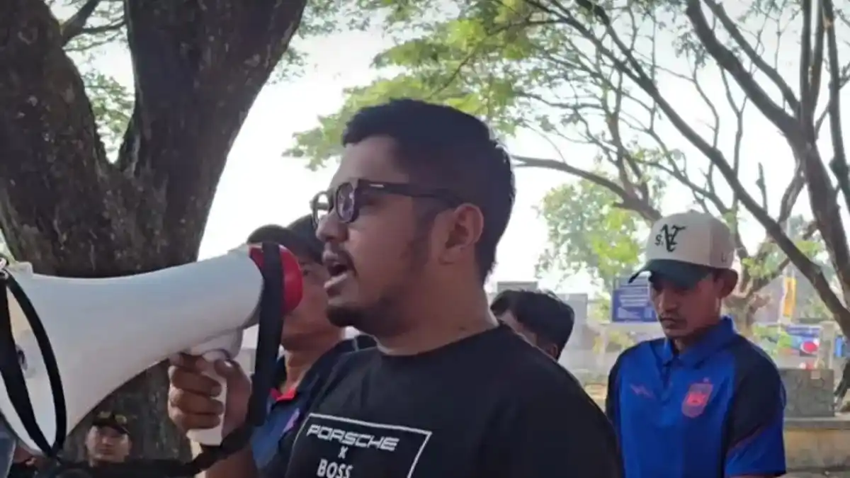 Pembatalan Pertandingan PSIS Semarang Kontra Persiku Kudus: Apa yang Terjadi? Pembatalan Pertandingan PSIS Semarang Kontra Persiku Kudus: Apa yang Terjadi?