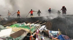 Kebakaran Menghantam TPA Cikundul, Asap Tercium Hingga Jarak 5 Kilometer Kebakaran Menghantam TPA Cikundul, Asap Tercium Hingga Jarak 5 Kilometer
