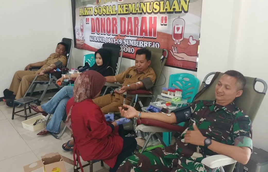 Sinergi Kemanusiaan, TNI dan Warga Sumberrejo Bojonegoro Sukses Kumpulkan 30 Kantong Darah
