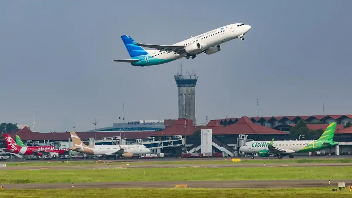 Kemenhub Siapkan Skema Tiket Terjangkau dan Pengawasan Penerbangan Saat Nataru 2026/2027