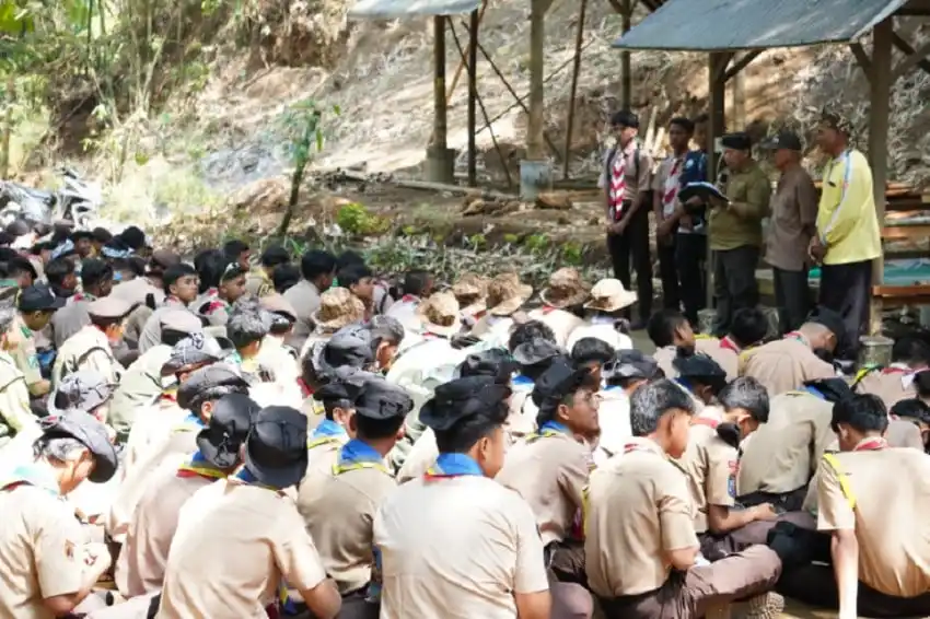 Santri Pramuka Mengenal Ekoteologi dan Energi Berkelanjutan di Boon Pring Malang