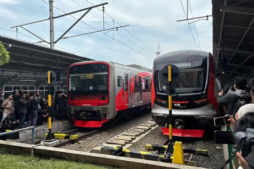 Kebutuhan 105 Trainset KRL Berhadapan dengan Batasan Impor dan Kapasitas Produksi Nasional
