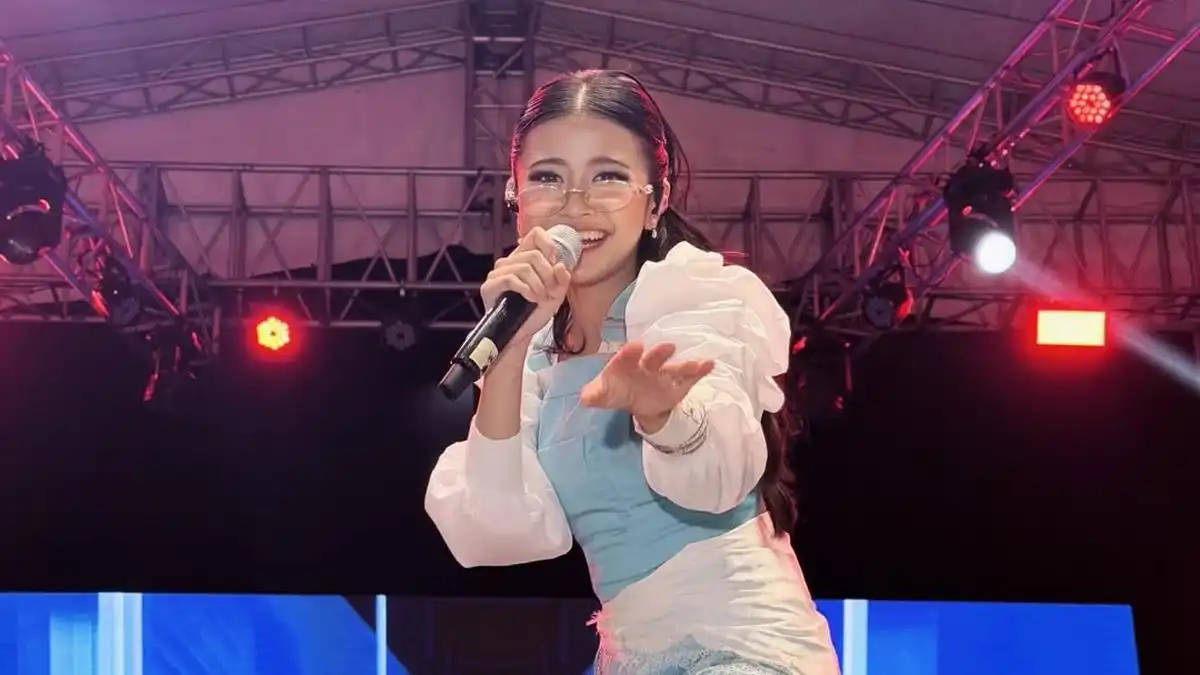 Tasya Allesia Tampil di Kediri, Buktikan Kematangan Panggung di Usia 16 Tahun