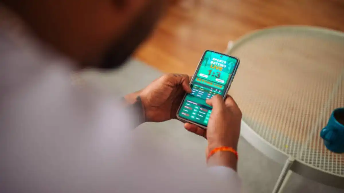 Kemensos Menjatuhkan Sanksi Berat kepada 620 Pegawai Terkait Judi Online