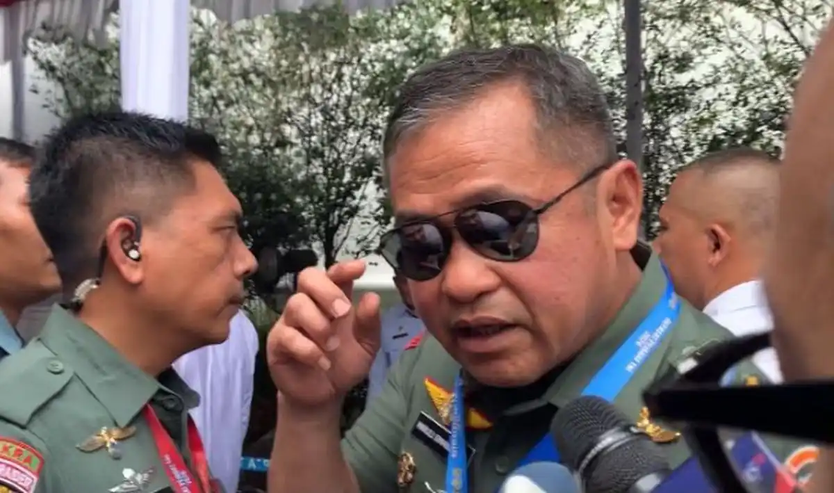 Iwan Setiawan Menggantikan Mohammad Fadjar sebagai Pangkostrad