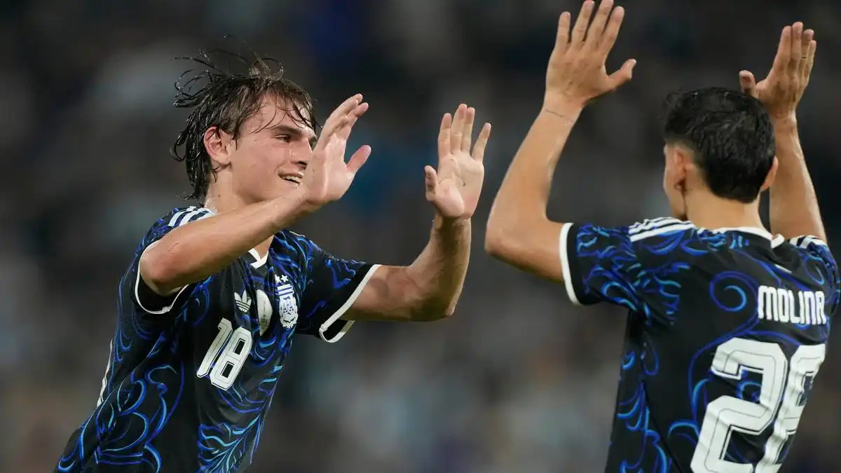 Mencari Penerus Nomor 10 Messi di Timnas Argentina