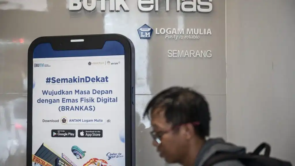 Harga Emas Antam Naik Rp7.000 Menjadi Rp2.572.000 per Gram