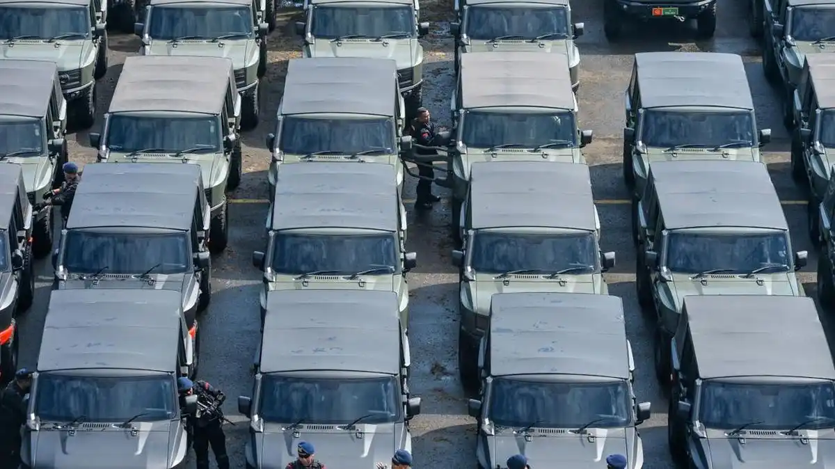 Mobil Dinas Maung Disiapkan untuk Menteri dan Wakil Menteri Kabinet Merah Putih
