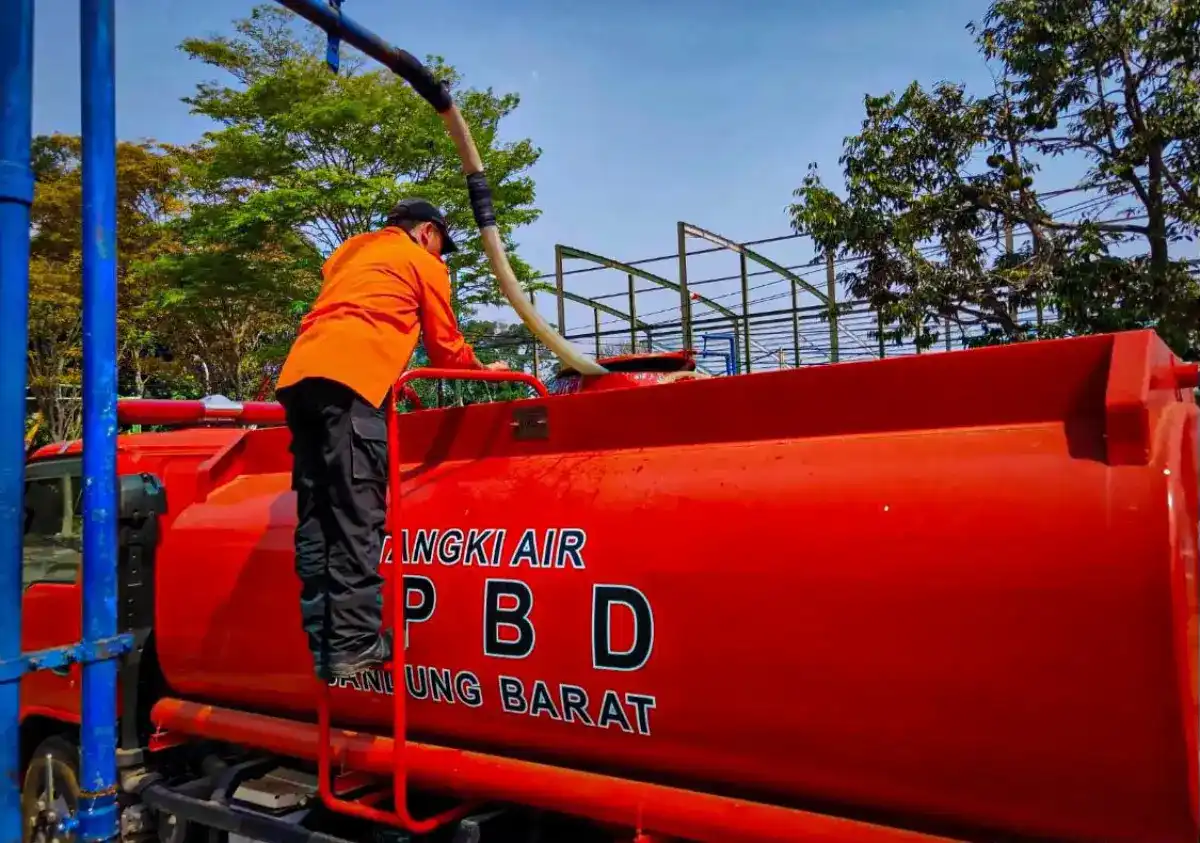 Viral Warga Kesulitan Air Bersih di Batujajar, Penjelasan Camat Jadi Sorotan