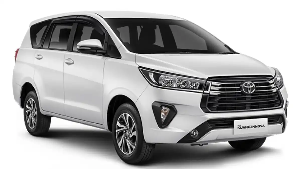 Distribusi Kijang Innova hingga September 2026: Zenix Hybrid Unggul Tipis atas Reborn