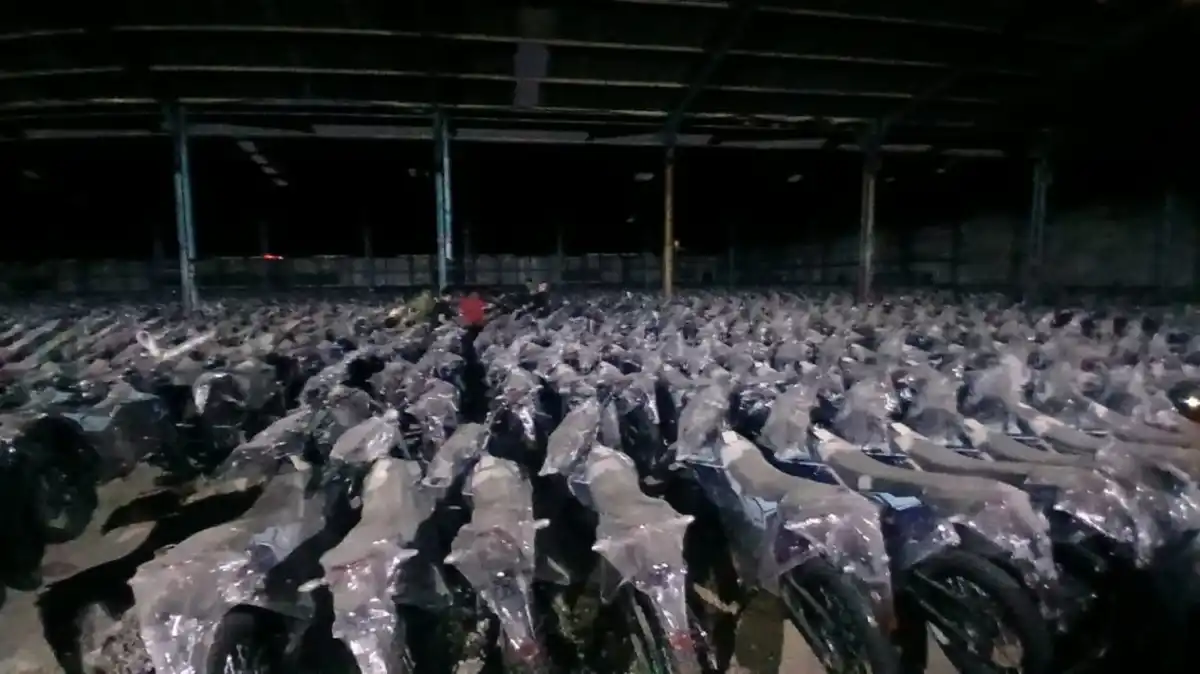 Kejagung Ungkap Kejanggalan Pengadaan Motor Listrik BGN, Negara Rugi Rp863,8 Miliar
