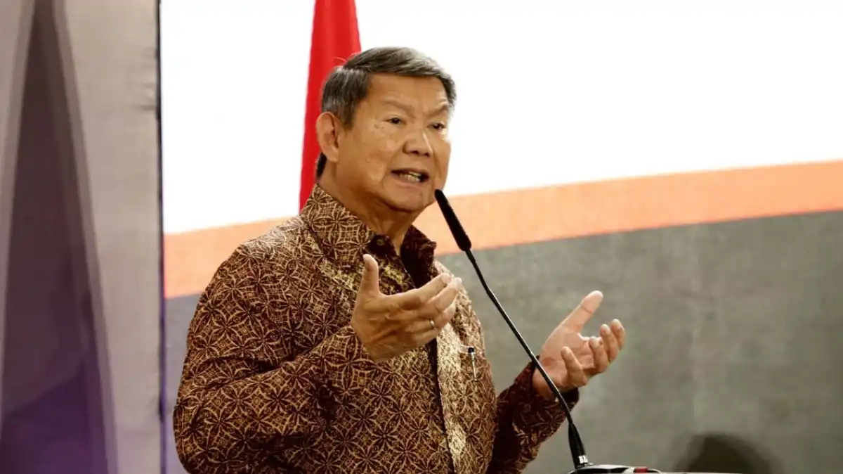 Rencana Ponsel dan Rekening Digital Gratis bagi Warga Berusia 17 Tahun