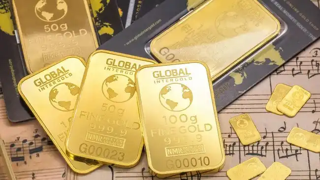 Emas dan Perak Tertekan Menjelang Data Inflasi AS