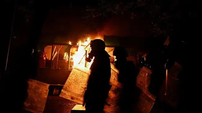 Dari Tuntutan Kampus hingga Kerusuhan: Membaca Gelombang Protes di Albania