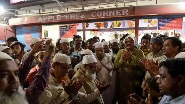 Rencana Penyeragaman Khotbah Jumat di Kashmir Picu Penolakan