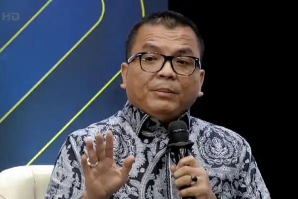 Denny Indrayana Sebut Cawe-cawe Jokowi sebagai Operasi Politik Pilpres 2024