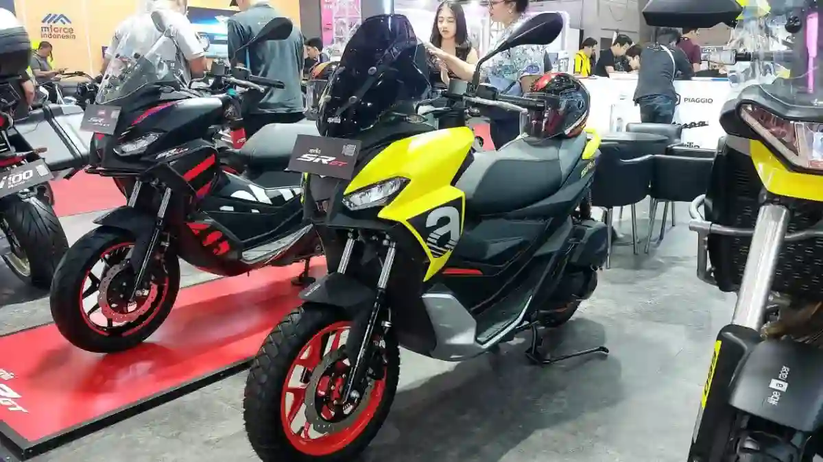 Honda ADV160 dan Aprilia SR-GT 200: Selisih Harga, Mesin, dan Fitur